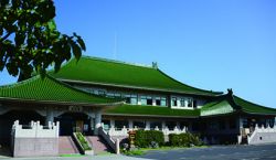 ゆアシス東郷龍鳳閣１