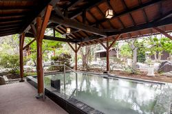 花湯スパリゾート３