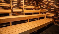 ルネサンスイオンモール座間241