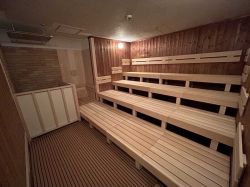 ルネサンス新宿241