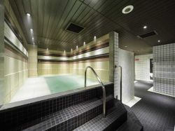 ルネサンス梅田1