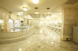 新宿区役所前カプセルホテル１