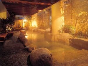 都内にいながら本格温泉