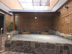 栄湯・湯どんぶり１