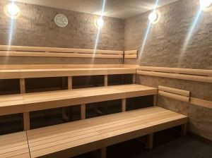 ルネサンスイオンモール福岡241