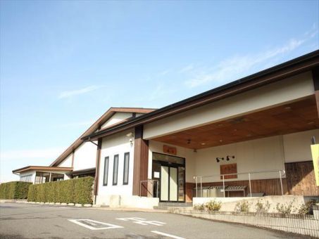 駐車場は広いよ