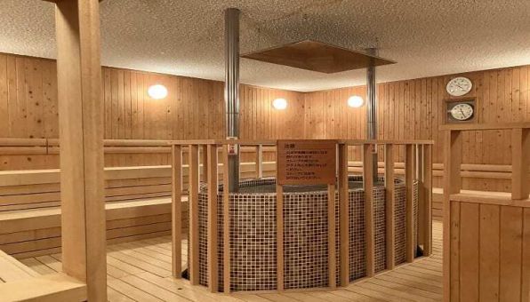 ルネサンス国立241