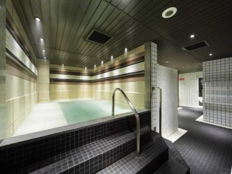 ルネサンス梅田1