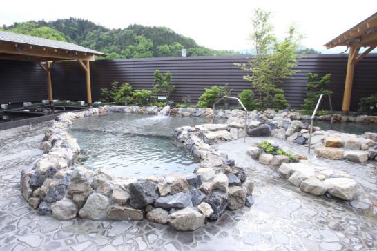 山梨泊まれる温泉 より道の湯２