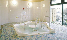 天然温泉湯楽部３