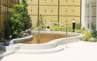 クリーンスパ市川４