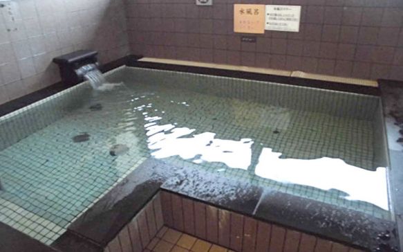 スーパー銭湯極楽湯名取店３
