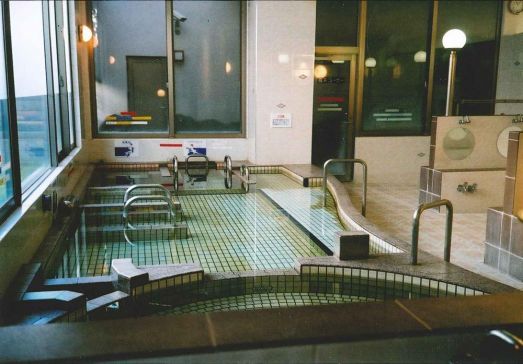 アクアガーデン栄湯４