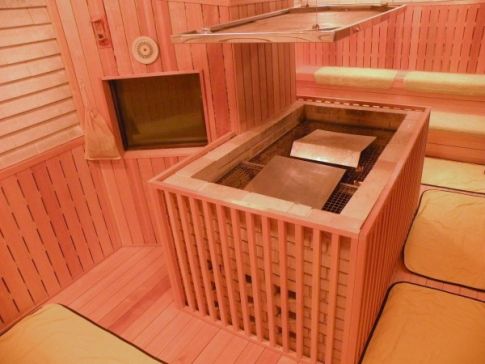 サウナ＆カプセル・ファーストイン高松２