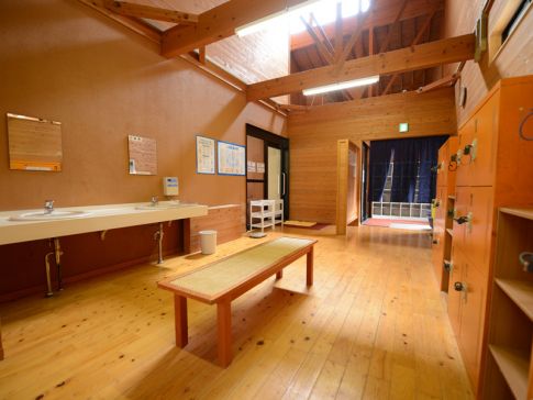 前田温泉 カジロが湯4