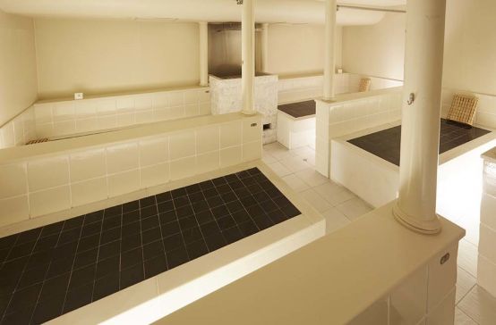 神戸レディ岩盤