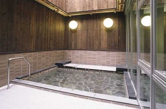 スポーツクラブ&スパ ルネサンス 登美ヶ丘３