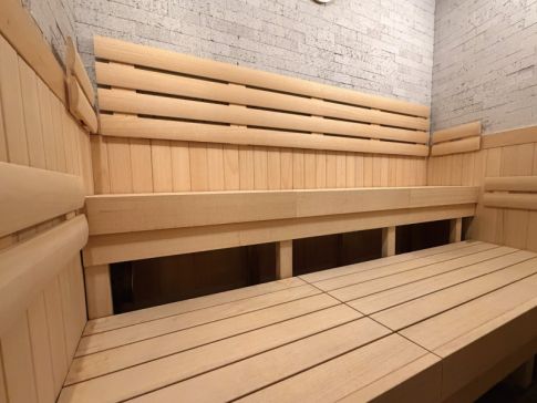 ルネサンス浦和駅前241