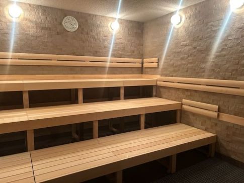 ルネサンスイオンモール福岡241