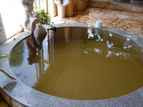 天然水の水風呂