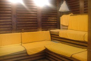 サウナ室は超高温