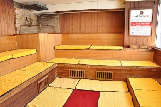 カプセル＆サウナ日本１